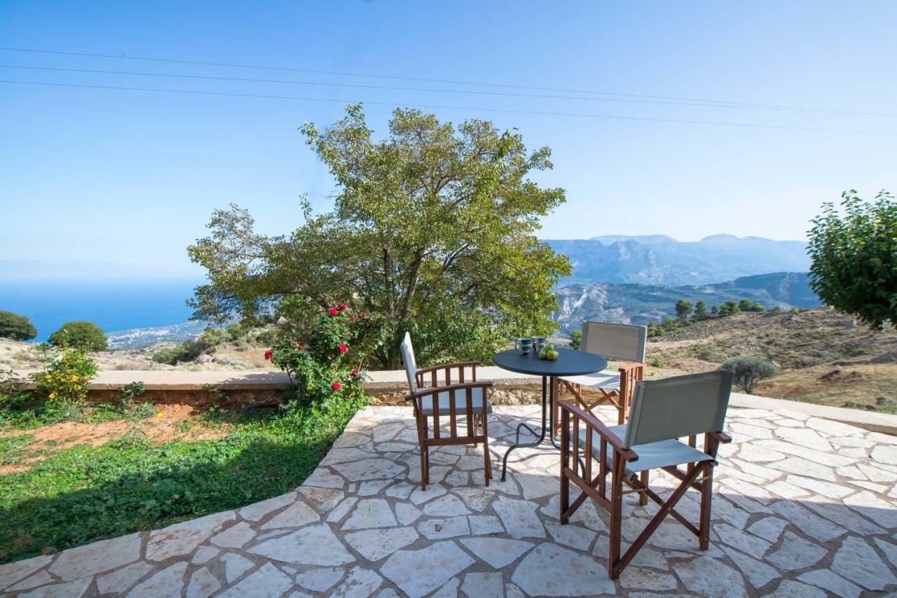 Villa Serenis Porovitsa ภายนอก รูปภาพ